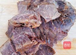 祖传下饭菜之小炒熟牛肉的做法图解1