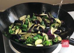 原始青椒炒茄子的做法图解8