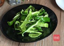 青椒炒豆腐的做法图解4