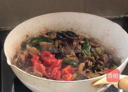 茄子炒五花肉的做法图解15
