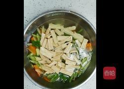 西芹腐竹的做法图解8