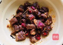 砂锅红烧牛腩炖冬瓜的做法图解1