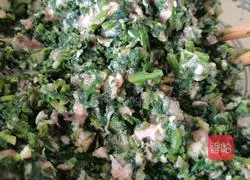 Illustration of how to make large wontons 2