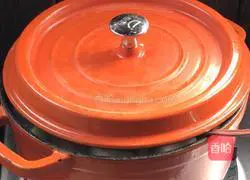 Backbone Pork Belly and Winter Melon Soup Recipe Illustration 8