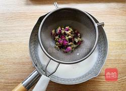 玫瑰花奶冻的做法图解4