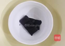 巧克力古草蛋糕的做法图解2
