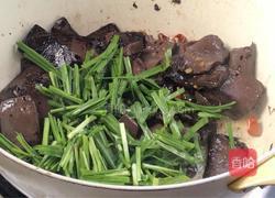 韭菜炒猪血的做法图解8