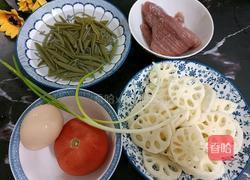 莲藕丸子莼菜汤的做法图解1