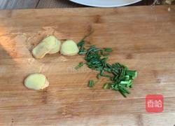 番茄猪血肉皮汤的做法图解5