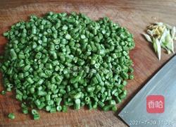 豆角炒肉丁的做法图解5