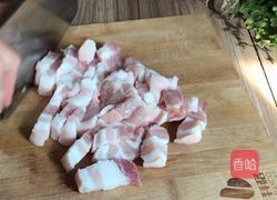 五花肉焖饭的做法图解3