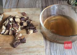 五花肉焖饭的做法图解5