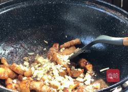 五花肉焖饭的做法图解11