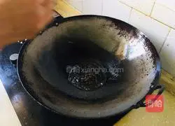 How to make spicy and sour potato shreds 1