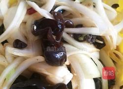 凉拌洋葱木耳的做法图解5