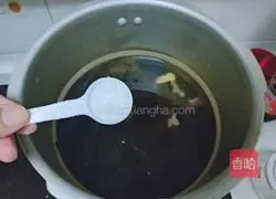 Kelp, Soybean and Pig's Trotter Soup ~ Illustration of how to make children's meal 2