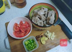 西红柿红烧排骨的做法图解1