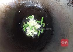 蒜香萝卜缨的做法图解2