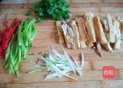 凉拌炸豆腐的做法图解2