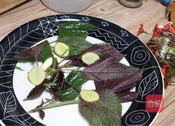 紫苏蒸鱼头的做法图解5