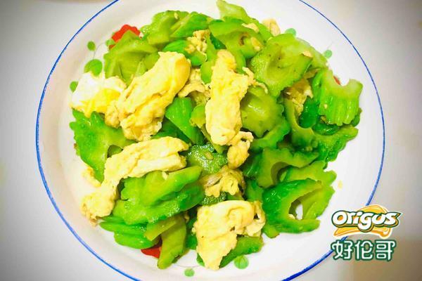 苦瓜炒鸡蛋