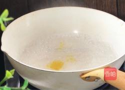 酸豆角茭白炒腊肠的做法图解7