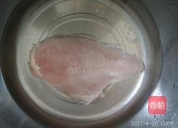 黄瓜拌鸡胸肉的做法图解1