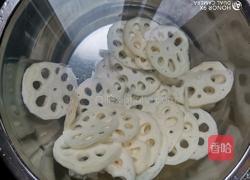 木耳炒莲藕的做法图解3