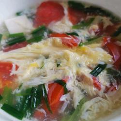 西红柿韭菜鸡蛋汤的做法[图]