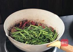 蒜苔炒五花肉的做法图解13