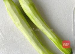 杭椒丝瓜炒蛋的做法图解2