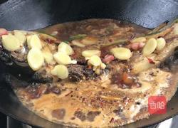 子姜烧全鱼的做法图解11