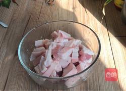 菱角烧肉的做法图解2