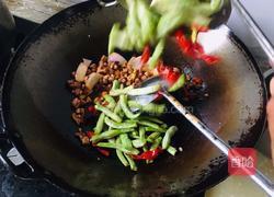 干煸梅豆的做法图解11