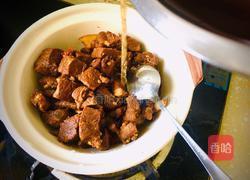 砂鍋菌菇燉牛肉的做法圖解3