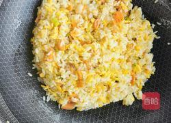 火腿虾仁蛋炒饭的做法图解8