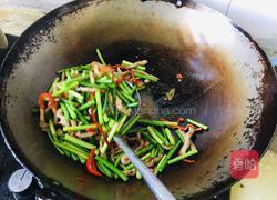 蒜苔过油肉的做法图解12