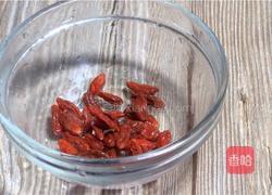 枸杞拌娃娃菜的做法图解3