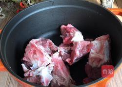 山药猪肚大骨汤的做法图解3