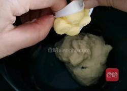 网红冰乳酪面包的做法图解2