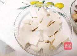 裙带菜蛤蜊豆腐汤的做法图解3