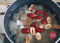 冰糖雪梨银耳羹的做法图解6