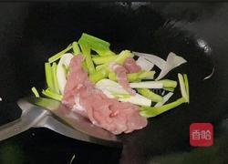 肉片炒花菜的做法图解3