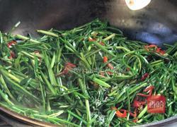 红椒炒韭菜的做法图解6