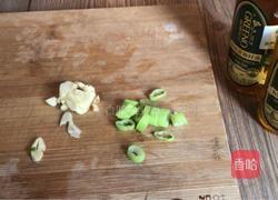 青菜鸡蛋炒河粉的做法图解2