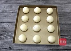 轻盈奶味香浓 卡仕达面包的做法图解4