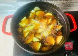 土豆豆角炖猪肉块的做法图解12