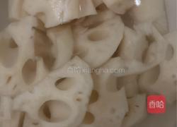 排骨莲藕汤(电饭煲)的做法图解4