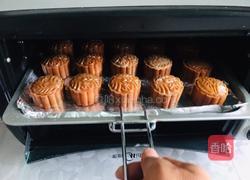 广式绿豆沙月饼的做法图解8