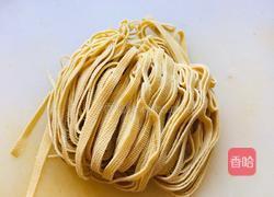 胡萝卜丝炒豆腐皮的做法图解2